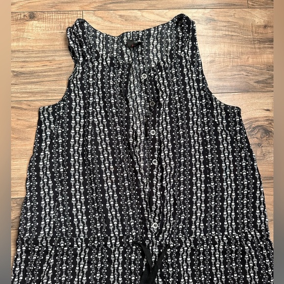 Women’s Jumpsuit - Picture 5 of 10